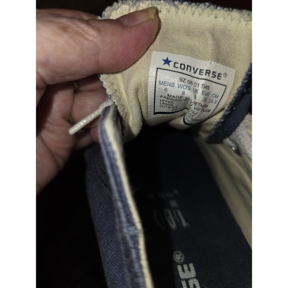 Converse Womens Shoes. Size 8. Low Top. Athletic, Academia, Leasure, Casual,... - Picture 8 of 9